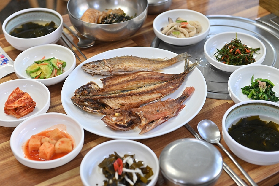 학동 1박2일맛있는집 거제 경상남도_거제시__메뉴 (사진: 한국관광공사)