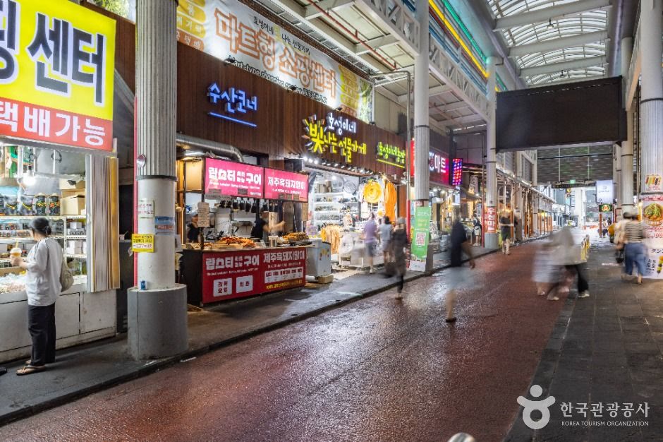 서귀포매일올레시장 서귀포 제주_ (3) (사진: 한국관광공사)