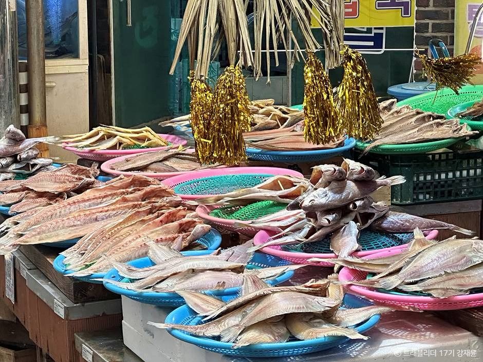 통영중앙전통시장 통영 경남 통영 1박 2일 여행 코스 가볼만한 곳 (사진: 한국관광공사)