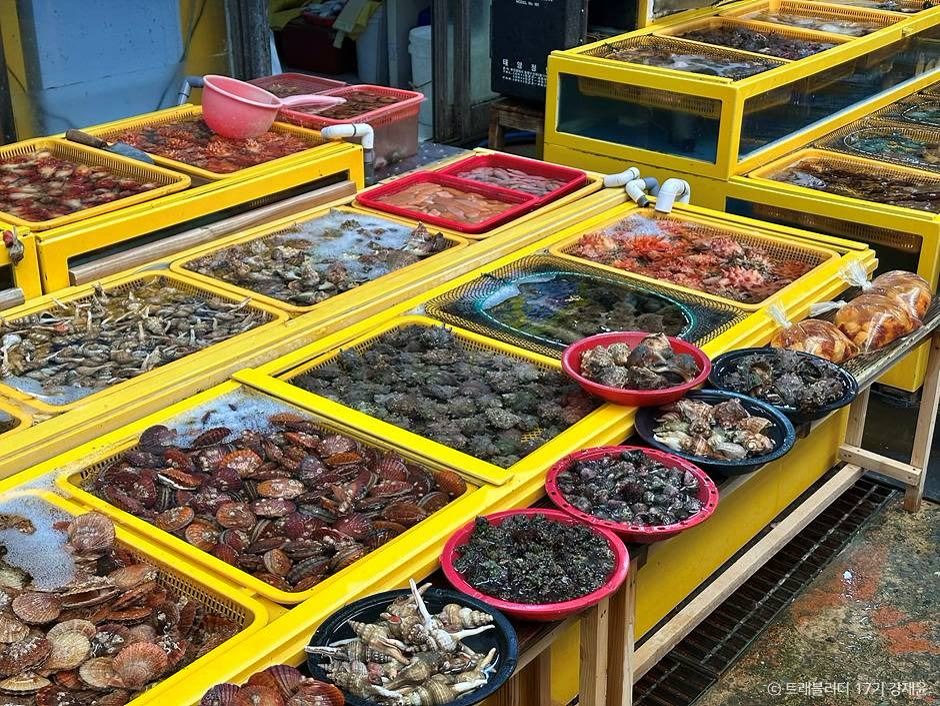 통영중앙전통시장 통영 경남 통영 1박 2일 여행 코스 가볼만한 곳 (사진: 한국관광공사)