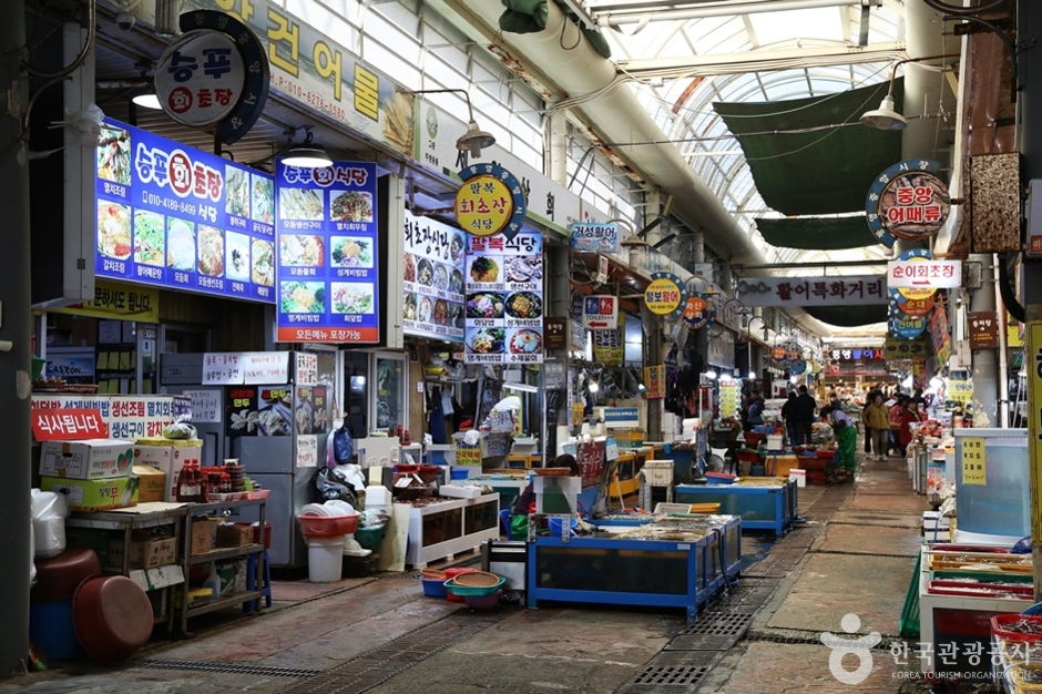 통영중앙전통시장 통영 경남_통영_ (5) (사진: 한국관광공사)