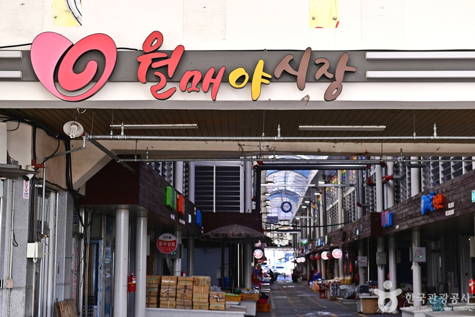 남원장 / 남원공설시장 (4, 9일) 남원 전북_남원_남원장남원공설시장 (2) (사진: 한국관광공사)