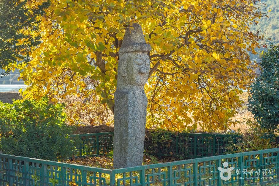 남원 실상사 석장승 남원 남원_ (1) (사진: 한국관광공사)