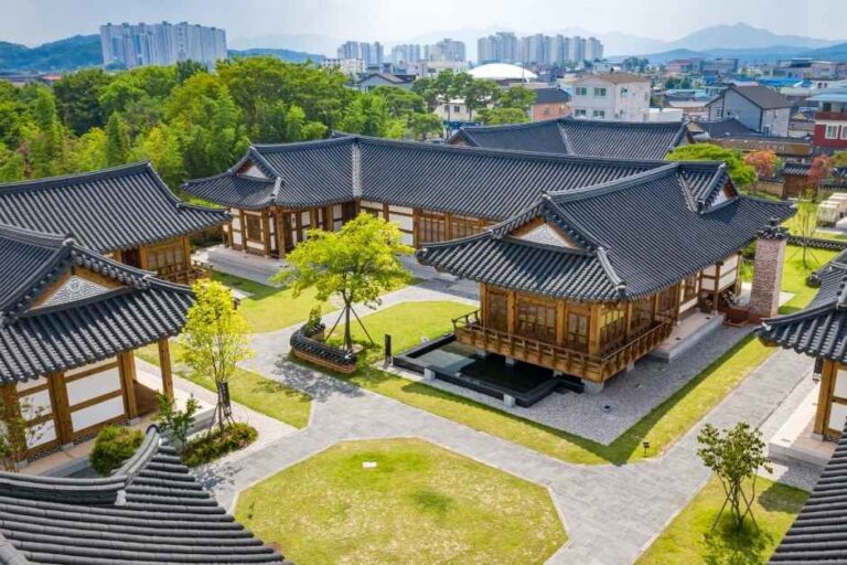 남원예촌 남원 외관 (사진: 한국관광공사)