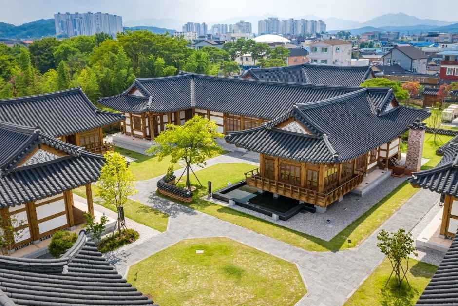 남원예촌 남원 외관 (사진: 한국관광공사)