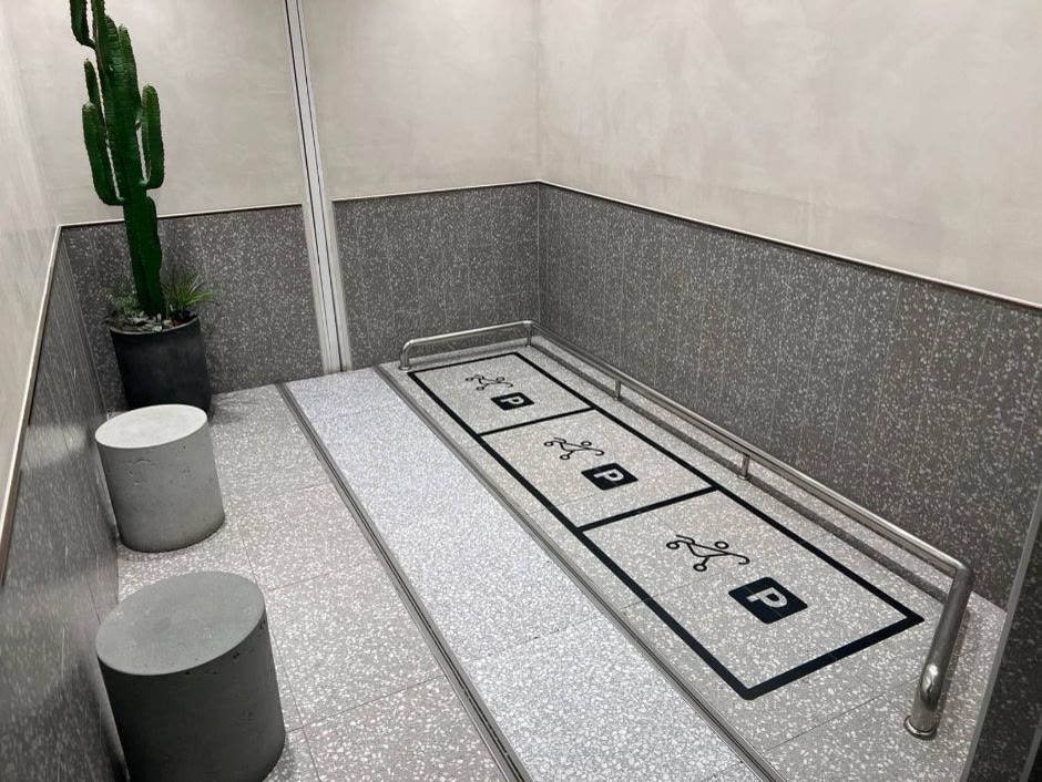 고카페 용산아이파크몰점 용산 고카페_유모차보관소 (사진: 한국관광공사)